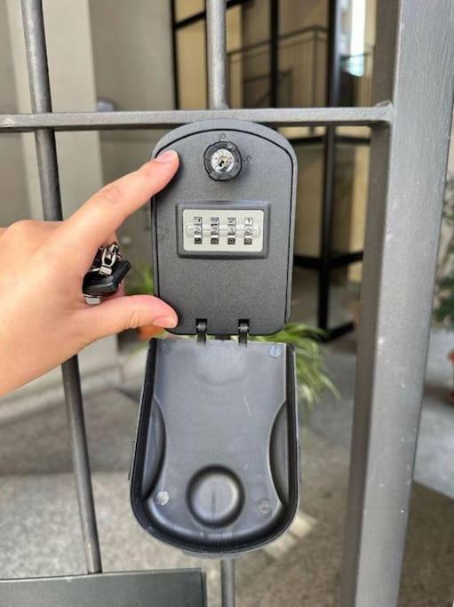 Apartamento Casa Spezia - Metro Vicina, Wi-Fi Rapido & Netflix Turín Exterior foto