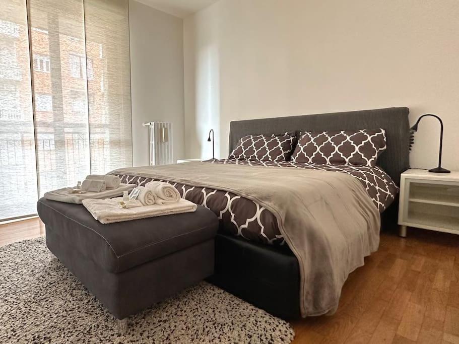 Apartamento Casa Spezia - Metro Vicina, Wi-Fi Rapido & Netflix Turín Exterior foto