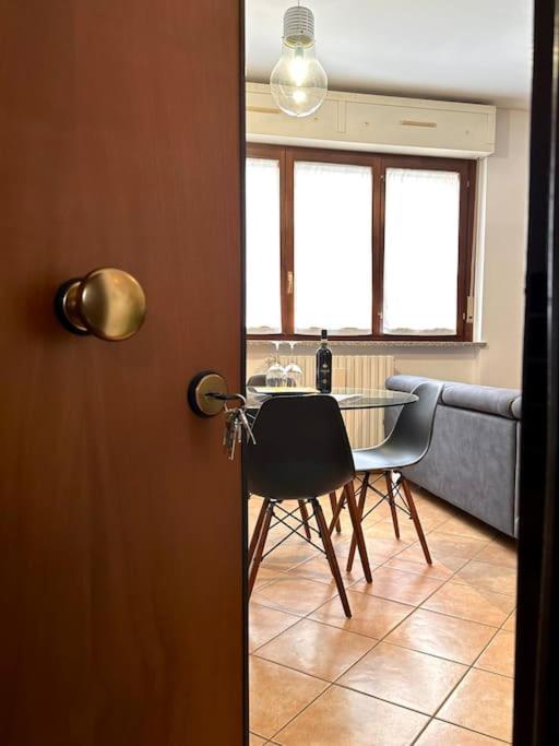 Apartamento Casa Spezia - Metro Vicina, Wi-Fi Rapido & Netflix Turín Exterior foto
