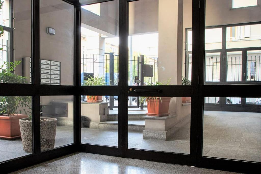 Apartamento Casa Spezia - Metro Vicina, Wi-Fi Rapido & Netflix Turín Exterior foto